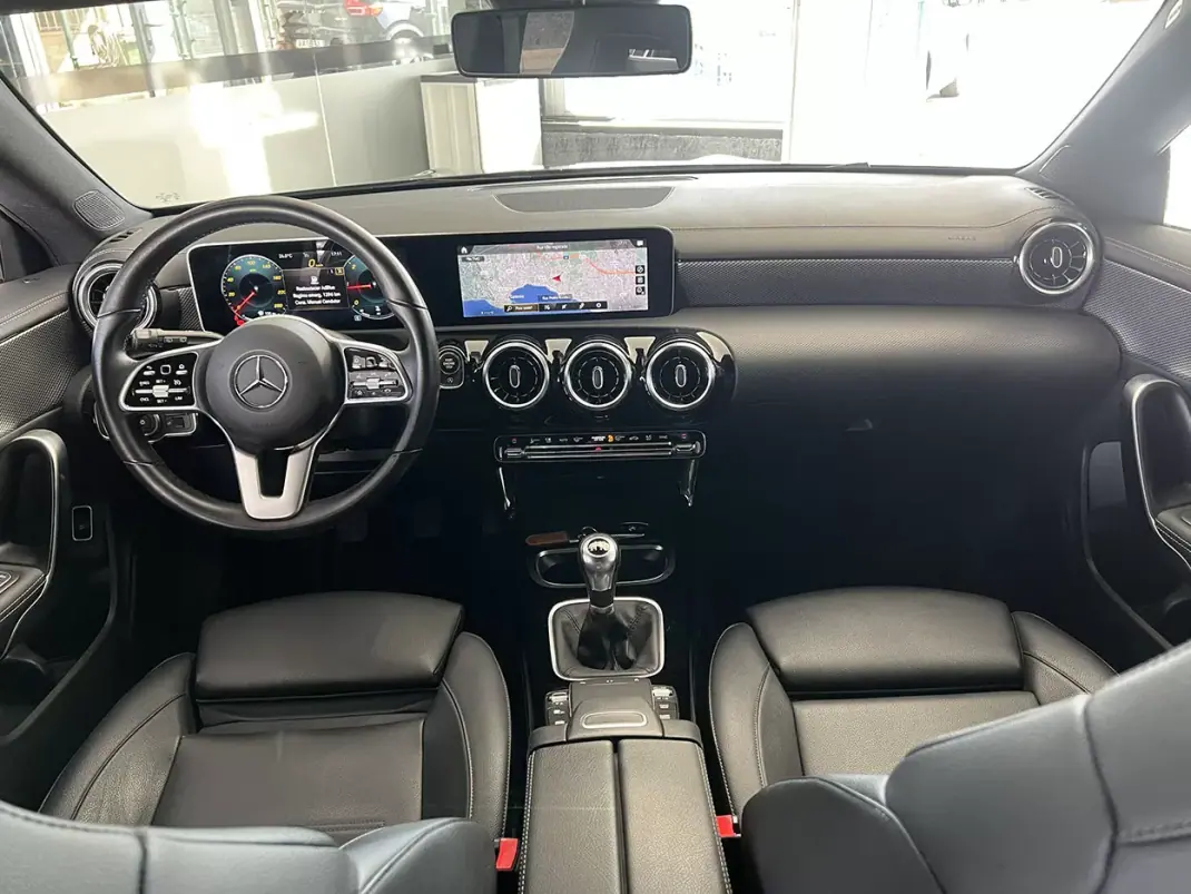 Mercedes-Benz CLA 180 2020 - 24800 EUR, 113371 km - 113371km - foto 10 de 25