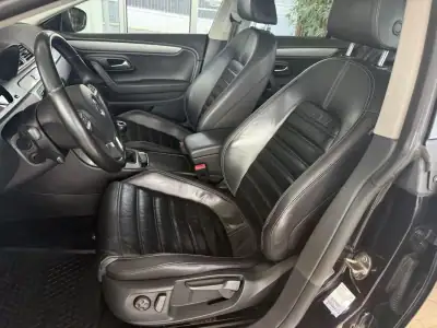 Volkswagen Passat CC 2010 - 13990 EUR, 162335 km - AUTO.MOTO.pt - 162335km - foto 6 de 21