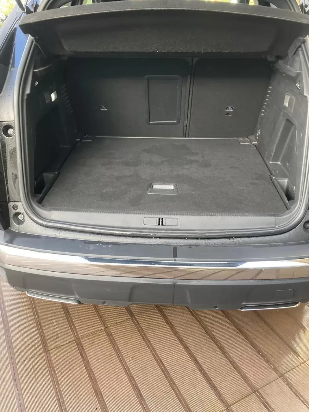 Peugeot 3008 2018 - 23900 EUR, 69800 km - AUTO.MOTO.pt - 69800km - foto 8 de 20