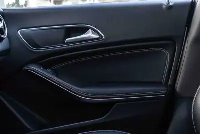 Mercedes-Benz CLA 180 2019 - 22990 EUR, 188150 km - AUTO.MOTO.pt - 188150km - foto 32 de 35