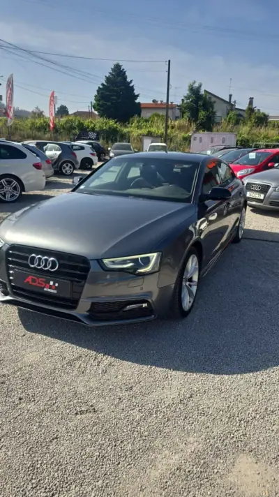 Audi A5 Sportback 2015 - 18490 EUR, 149000 km - AUTO.MOTO.pt - 149000km - foto 4 de 8