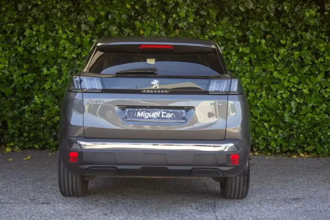 Peugeot 3008 2021 - 23500 EUR, 125000 km - AUTO.MOTO.pt - 125000km - foto 9 de 17