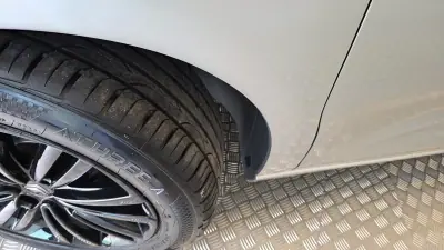 Citroën C4 2011 - 7900 EUR, 225567 km - AUTO.MOTO.pt - 225567km - foto 28 de 49