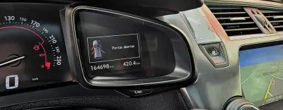 Citroën DS5 2014 - 13999 EUR, 160000 km - AUTO.MOTO.pt - 160000km - foto 11 de 29