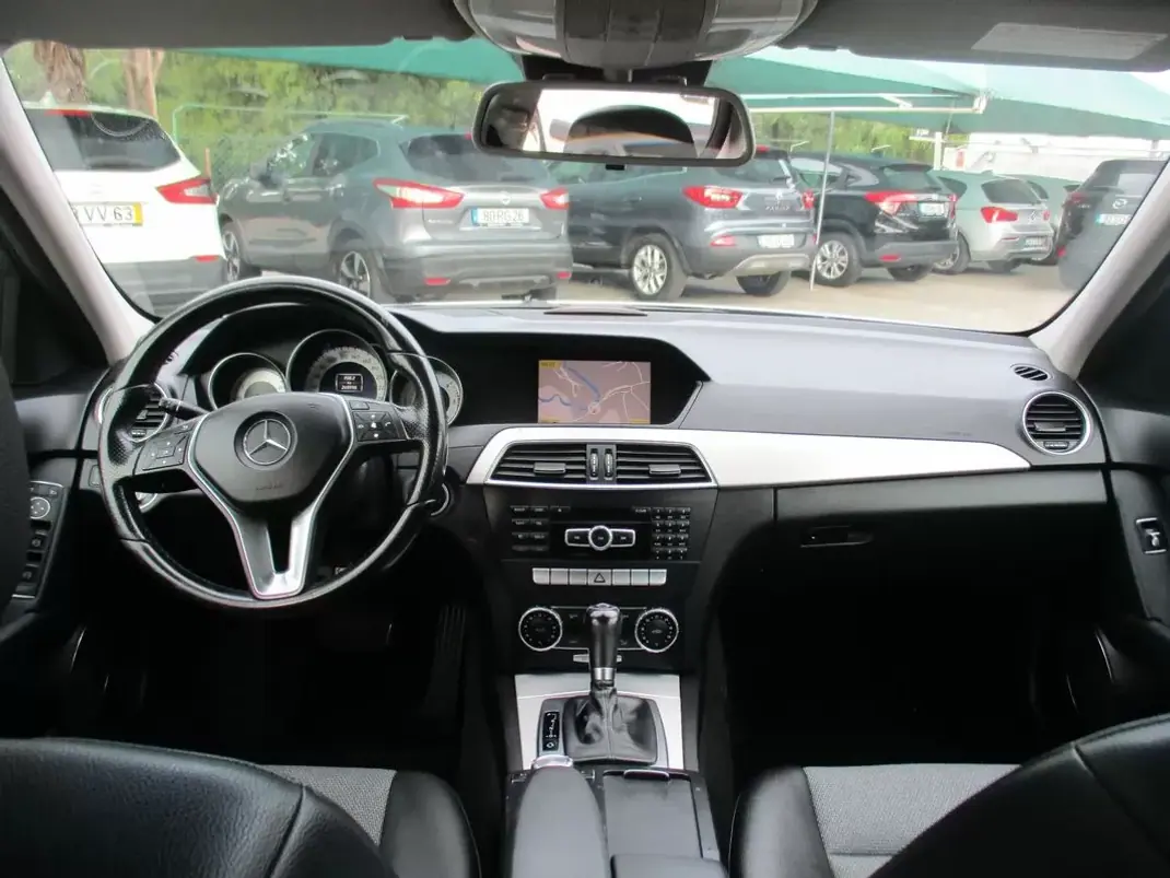 Mercedes-Benz C 220 2012 - 13500 EUR, 260000 km - 260000km - foto 10 de 21