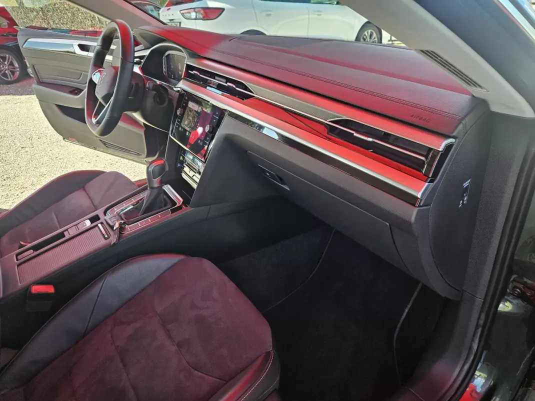 Volkswagen Arteon 2022 - 30500 EUR, 32500 km - AUTO.MOTO.pt - 32500km - foto 14 de 51