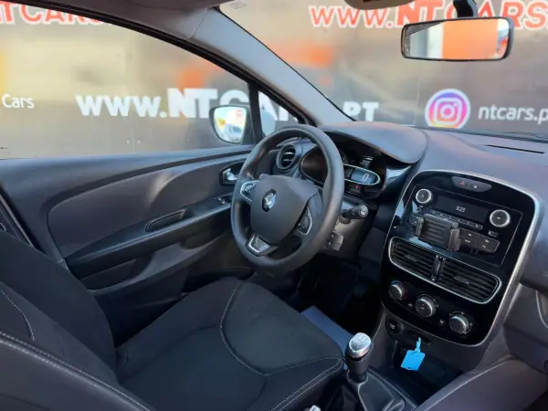 Renault Clio 2018 - 12500 EUR, 167036 km - 167036km - foto 11 de 15