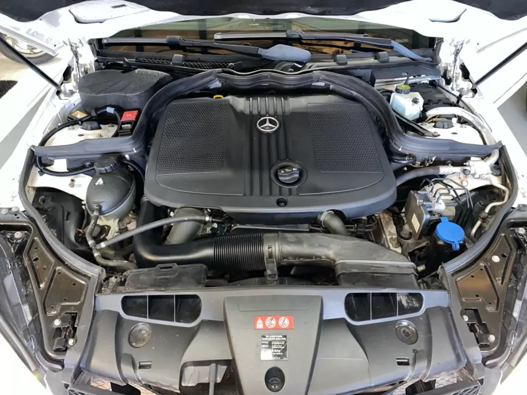 Mercedes-Benz E 220 2014 - 18750 EUR, 284400 km - AUTO.MOTO.pt - 284400km - foto 20 de 20