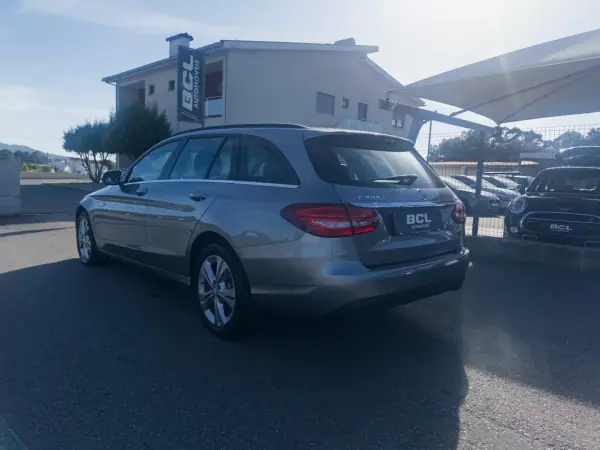 Mercedes-Benz C 200 2015 - 15990 EUR, 213000 km - AUTO.MOTO.pt - 213000km - foto 5 de 43