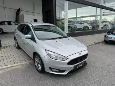 Ford Focus 2018 - 13850 EUR, 68388 km - AUTO.MOTO.pt - 68388km - foto 9 de 29