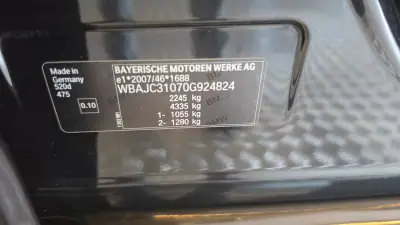 BMW 520 2017 - 19900 EUR, 342169 km - AUTO.MOTO.pt - 342169km - foto 57 de 68