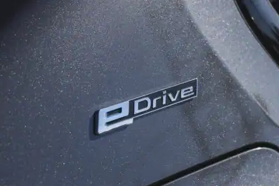 BMW 530e 2019 - 26850 EUR, 181810 km - AUTO.MOTO.pt - 181810km - foto 37 de 47