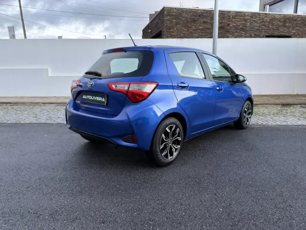 Toyota Yaris 2019 - 14200 EUR, 46977 km - AUTO.MOTO.pt - 46977km - foto 6 de 20
