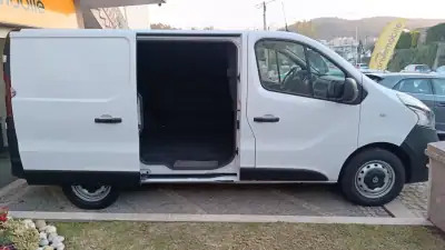 Nissan NV300 2020 - 20900 EUR, 99900 km - AUTO.MOTO.pt - 99900km - foto 26 de 32