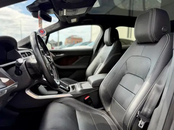 Jaguar I-Pace 2018 - 24900 EUR, 74650 km - AUTO.MOTO.pt - 74650km - foto 10 de 14