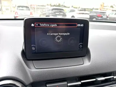 Mazda 2 2019 - 14350 EUR, 55422 km - AUTO.MOTO.pt - 55422km - foto 10 de 17