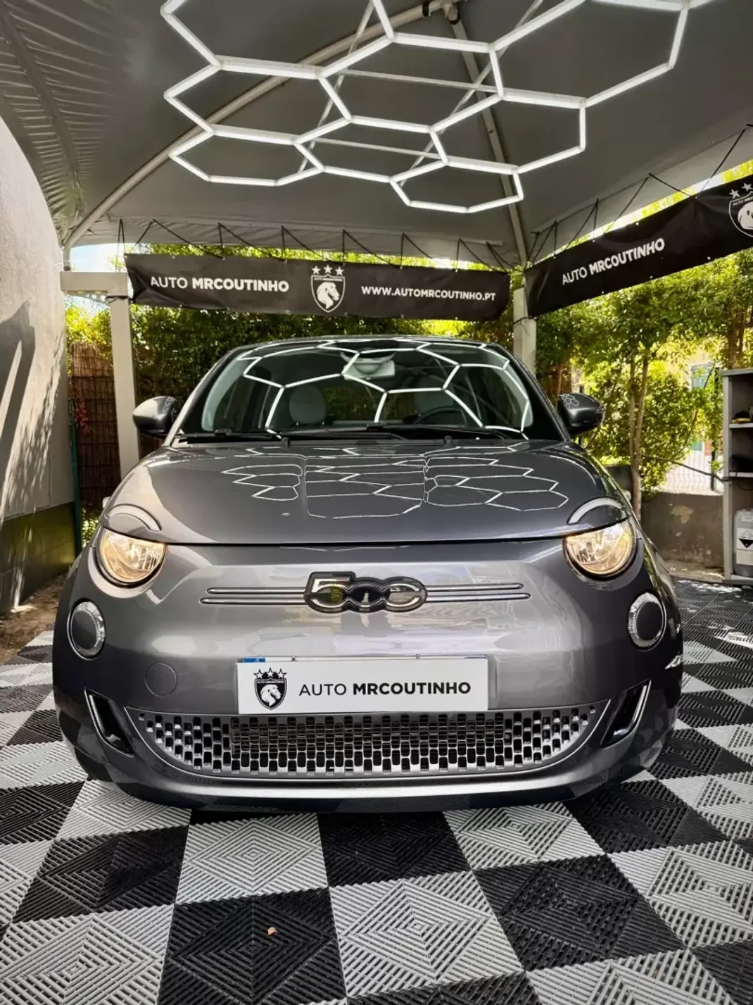 Fiat 500e 2022 - 16500 EUR, 25000 km - AUTO.MOTO.pt - 25000km - foto 1 de 26