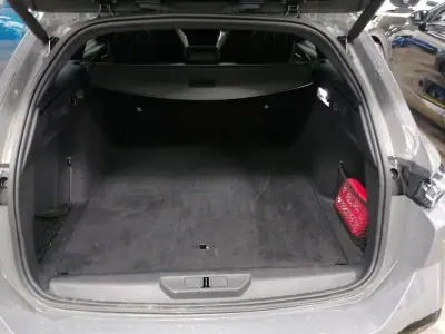 Peugeot 308 SW 2024 - 29990 EUR, 32345 km - AUTO.MOTO.pt - 32345km - foto 11 de 11