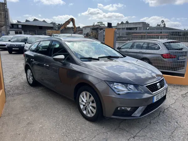 SEAT Leon ST 2017 - 11450 EUR, 87901 km - 87901km - foto 7 de 13