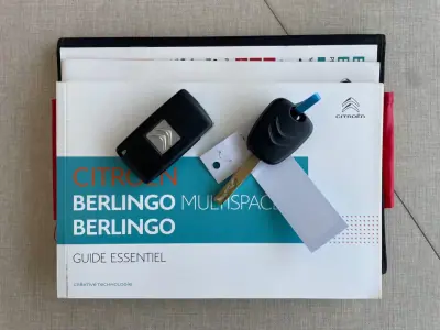 Citroën Berlingo 1.6 HDi Longa 2019 - 11750 EUR, 106000 km - AUTO.MOTO.pt - 106000km - foto 30 de 30