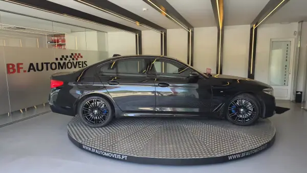 BMW 520 2017 - 19900 EUR, 342169 km - AUTO.MOTO.pt - 342169km - foto 8 de 68
