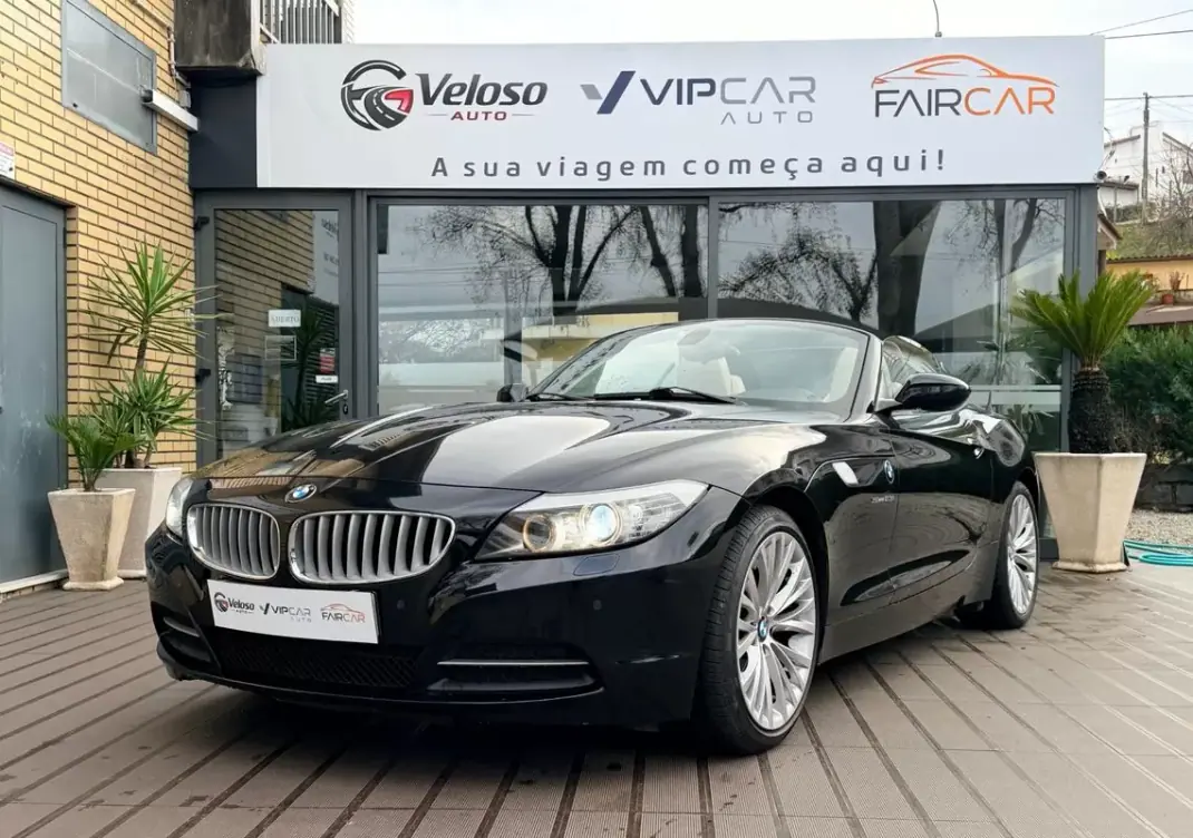 BMW Z4 2010 - 24750 EUR, 140809 km - AUTO.MOTO.pt - 140809km - foto 1 de 17