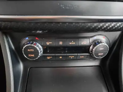 Mercedes-Benz A 45 AMG 2013 - 31500 EUR, 112700 km - AUTO.MOTO.pt - 112700km - foto 30 de 40