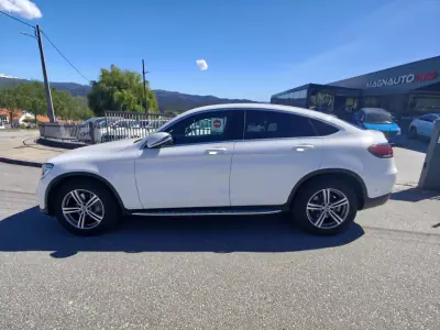 Mercedes-Benz GLC 220 2020 - 44500 EUR, 98000 km - AUTO.MOTO.pt - 98000km - foto 7 de 35