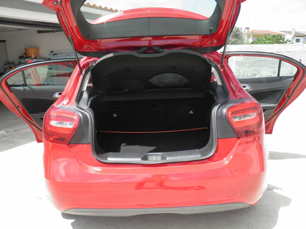 Mercedes-Benz A 160 2015 - 13750 EUR, 204000 km - 204000km - foto 6 de 13