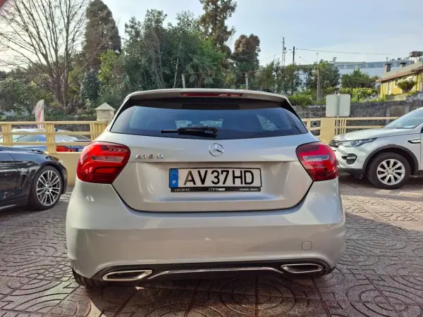 Mercedes-Benz A 180 2017 - 16900 EUR, 125000 km - AUTO.MOTO.pt - 125000km - foto 10 de 31