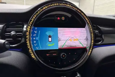 MINI Cooper 2021 - 26950 EUR, 34244 km - AUTO.MOTO.pt - 34244km - foto 39 de 52