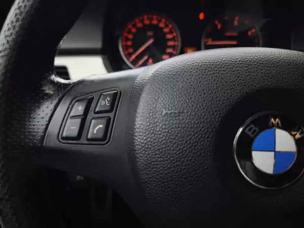 BMW 320 2011 - 14950 EUR, 269065 km - AUTO.MOTO.pt - 269065km - foto 24 de 41