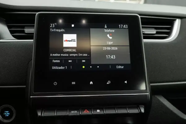 Renault Zoe 2020 - 15500 EUR, 101426 km - AUTO.MOTO.pt - 101426km - foto 16 de 24