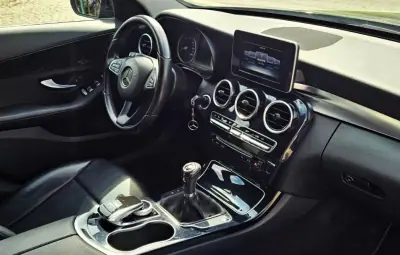 Mercedes-Benz C 180 2016 - 15000 EUR, 250000 km - 250000km - foto 6 de 30