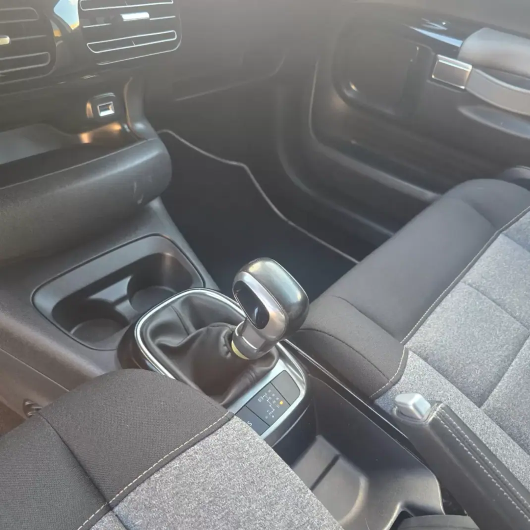 Citroën C4 Cactus 2019 - 11250 EUR, 145008 km - 145008km - foto 20 de 26