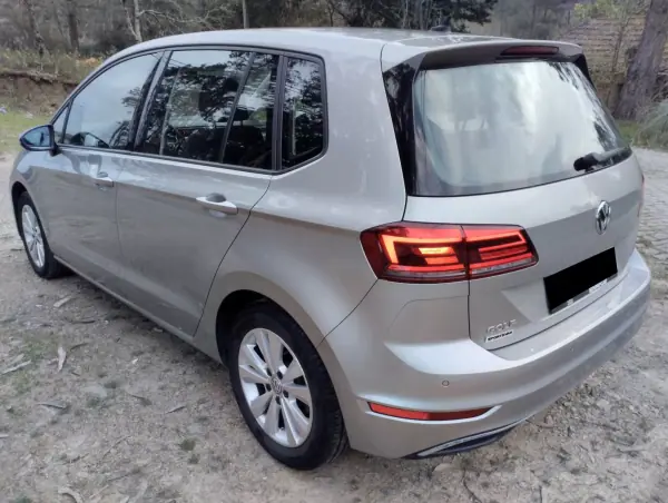 Volkswagen Golf 2019 - 14750 EUR, 150000 km - AUTO.MOTO.pt - 150000km - foto 5 de 30