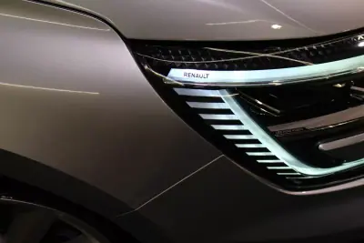 Renault Mégane Sport Tourer 2023 — foto 5 de 25