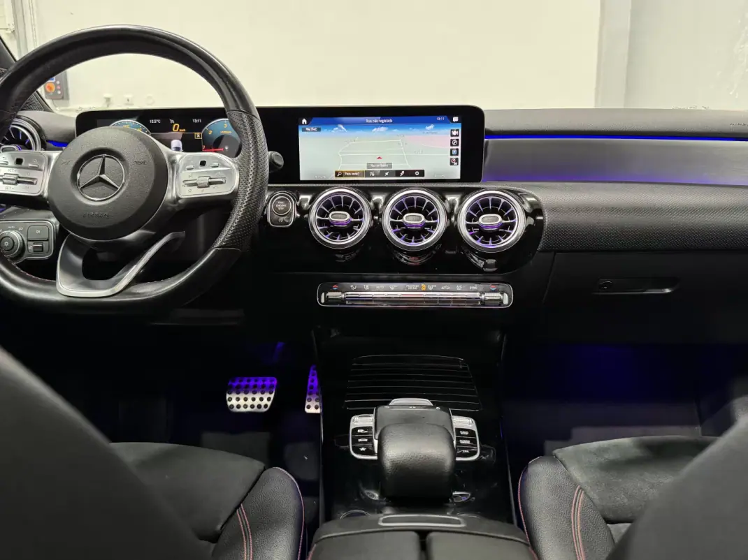 Mercedes-Benz A 180 2018 - 21990 EUR, 191000 km - AUTO.MOTO.pt - 191000km - foto 19 de 26