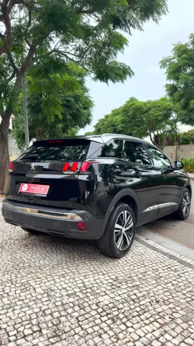 Peugeot 3008 2019 - 15990 EUR, 140000 km - 140000km - foto 7 de 21