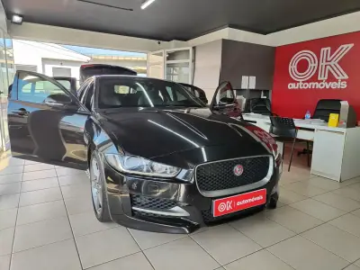 Jaguar XE 2017 - 14250 EUR, 243000 km - AUTO.MOTO.pt - 243000km - foto 19 de 34