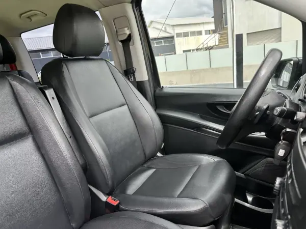 Mercedes-Benz Vito Tourer 2016 - 26900 EUR, 220000 km - AUTO.MOTO.pt - 220000km - foto 50 de 55