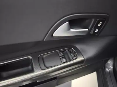 Volvo C30 2012 - 10950 EUR, 265888 km - AUTO.MOTO.pt - 265888km - foto 21 de 35