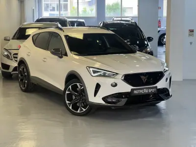 Cupra Formentor 2022 - 29990 EUR, 48000 km - AUTO.MOTO.pt - 48000km - foto 8 de 52