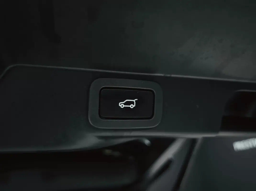 Land Rover Range Rover Sport 2020 - 49950 EUR, 181969 km - AUTO.MOTO.pt - 181969km - foto 21 de 59