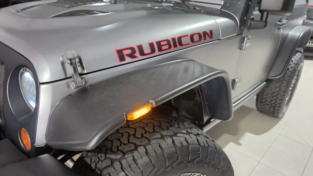 Jeep Wrangler 2010 - 35000 EUR, 129687 km - AUTO.MOTO.pt - 129687km - foto 13 de 47