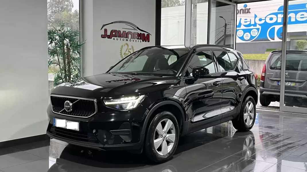 Volvo XC 40 2019 - 20999 EUR, 108121 km - AUTO.MOTO.pt - 108121km - foto 1 de 18