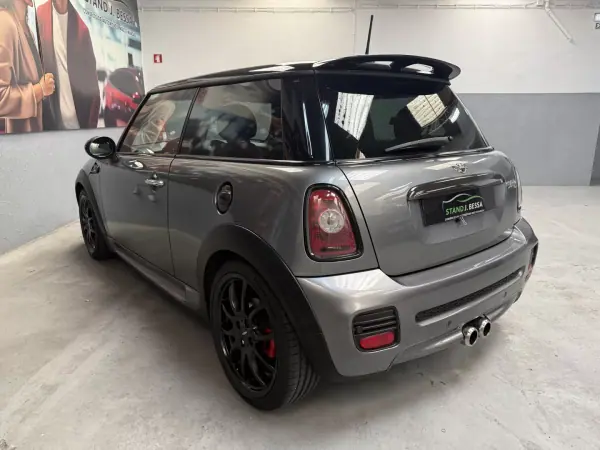 MINI Cooper S 2008 - 10900 EUR, 125000 km - AUTO.MOTO.pt - 125000km - foto 5 de 13