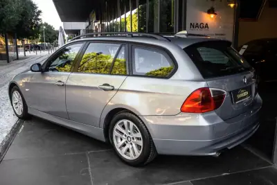 BMW 318 2008 - 6900 EUR, 314052 km - foto 3 de 22