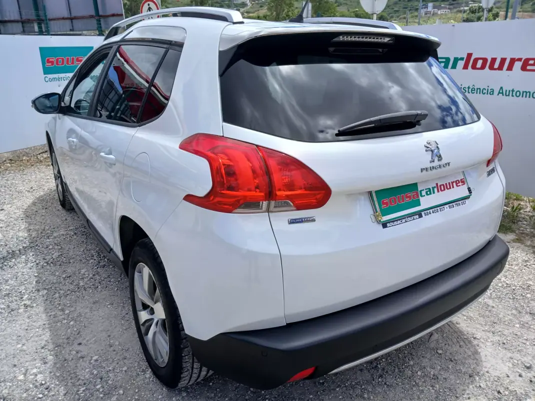 Peugeot 2008 2016 - 8650 EUR, 88623 km - AUTO.MOTO.pt - 88623km - foto 11 de 25