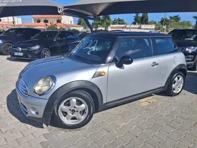 MINI Cooper 2008 - 5900 EUR, 190000 km - AUTO.MOTO.pt - 190000km - foto 3 de 8